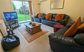 Spacious 4 Bed Riverside Home